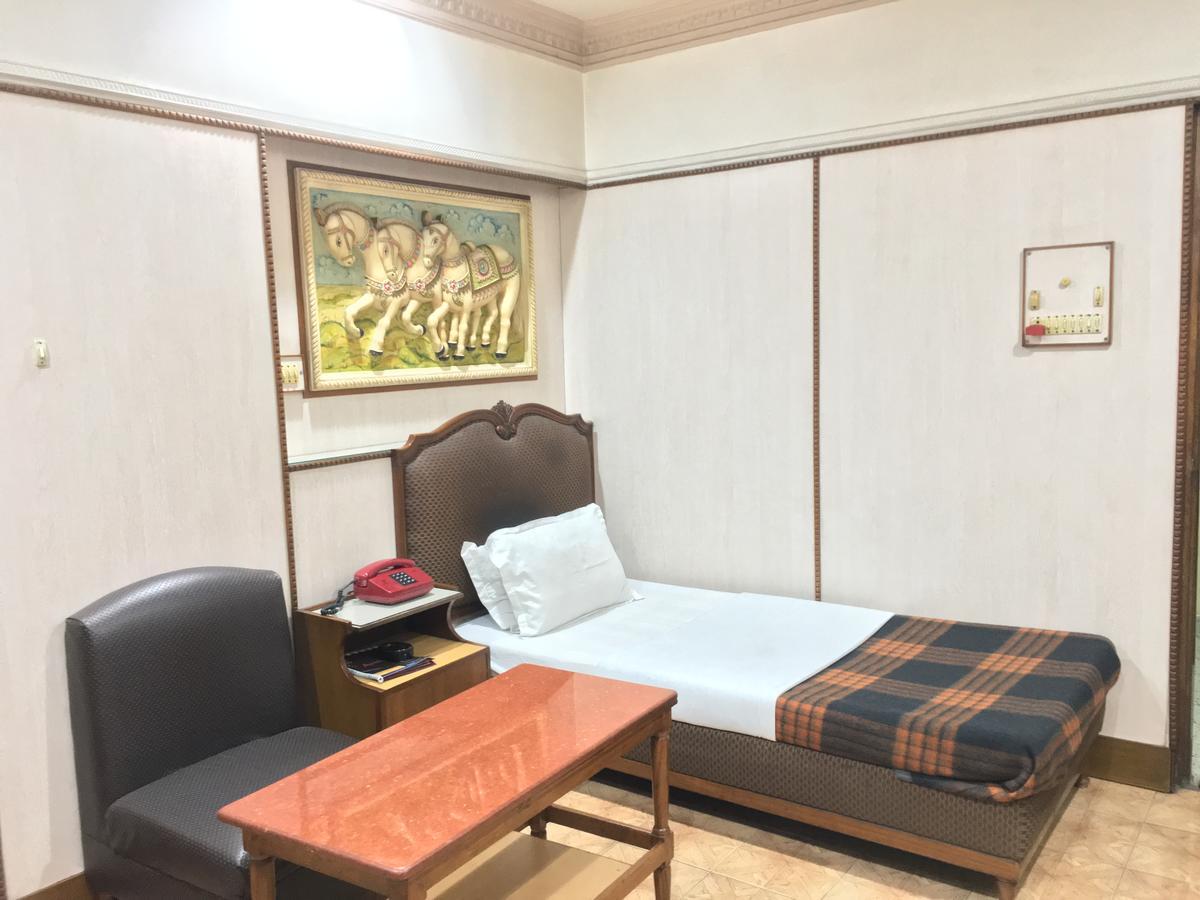 Nalanda Hotel Jamshedpur Bagian luar foto